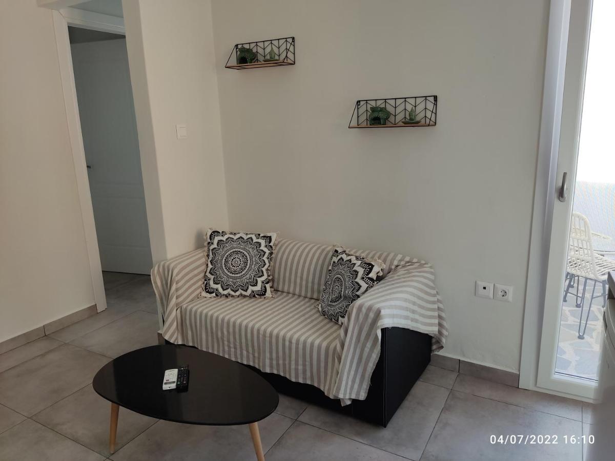 Smyrnis Apartments 埃尔莫波利斯 外观 照片