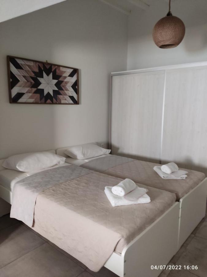 Smyrnis Apartments 埃尔莫波利斯 外观 照片