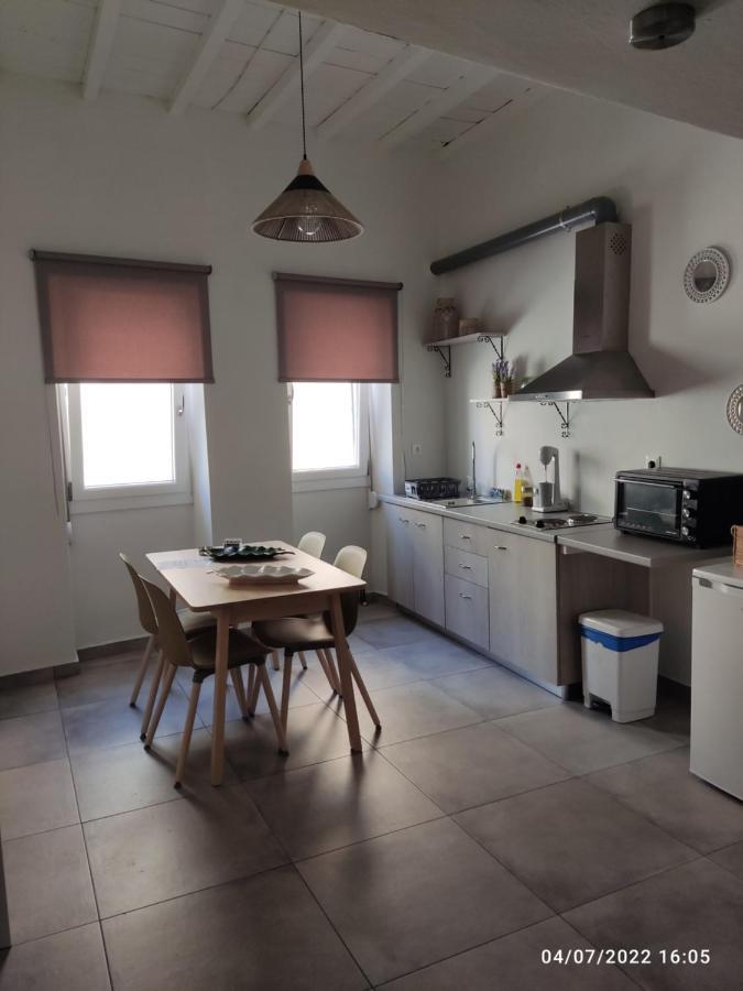 Smyrnis Apartments 埃尔莫波利斯 外观 照片