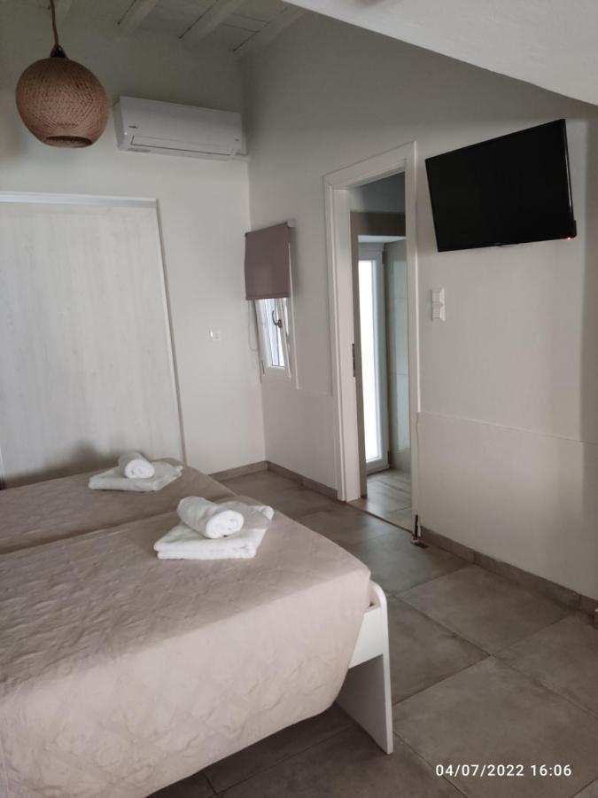 Smyrnis Apartments 埃尔莫波利斯 外观 照片
